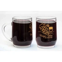 Vier Schoppen Silvaner (halbtrocken) 1l + Glas-Weinkrüglein + Holz-Untersetzer gratis